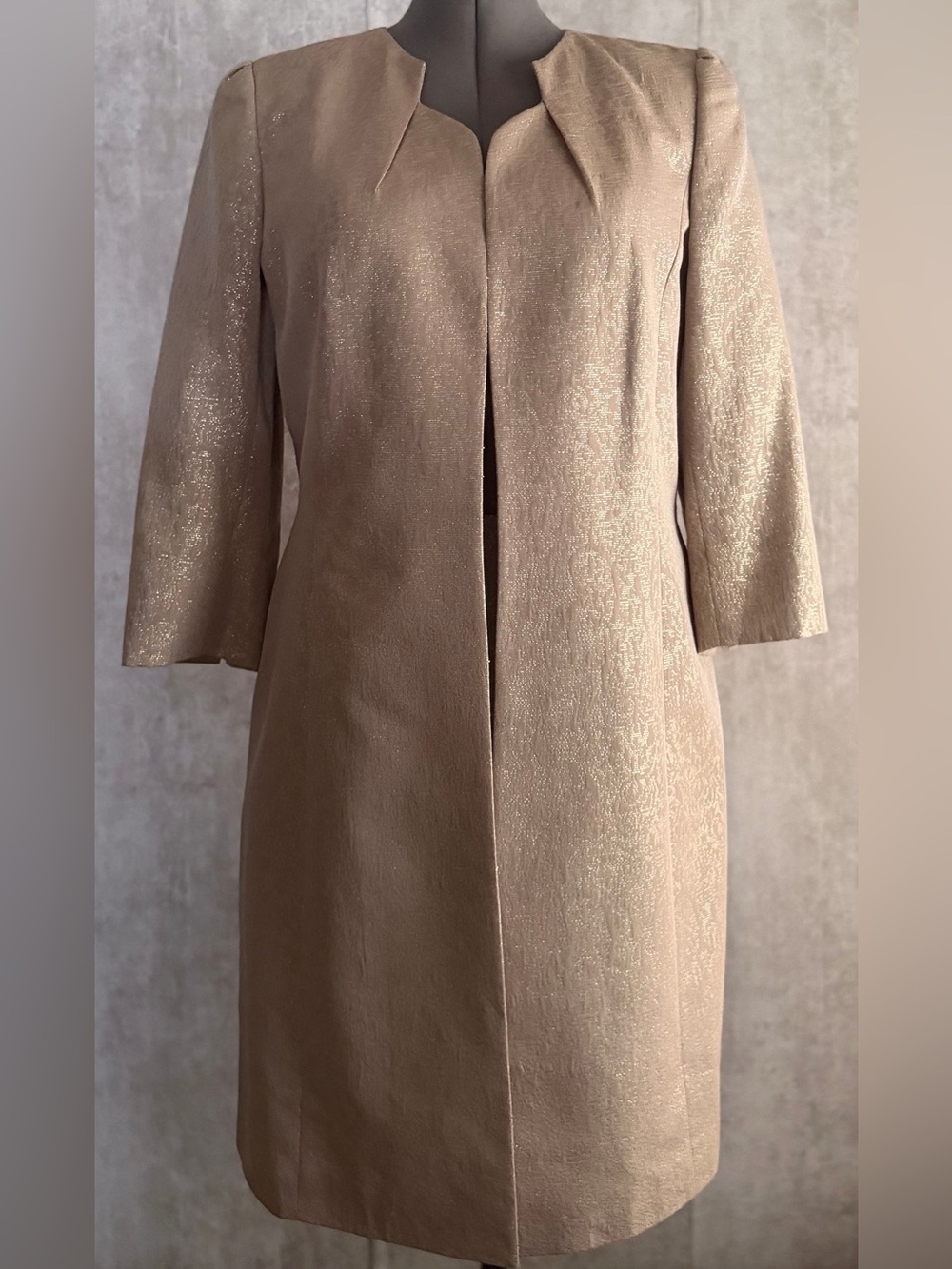Tahari Luxe Arthur S Levine 2 Pc Gold Shimmer Jacquard Skirt Suit Set Formal 14